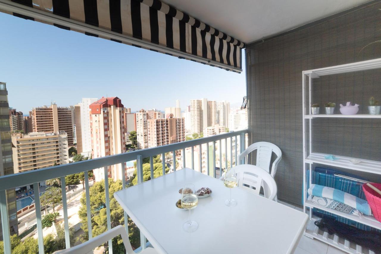 Moonkey - Apto Paris Con Piscina Y Parking Apartman Benidorm Kültér fotó
